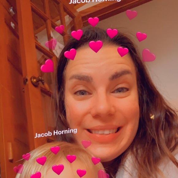 Meet your Posher, Angie - Picture 1 of 1